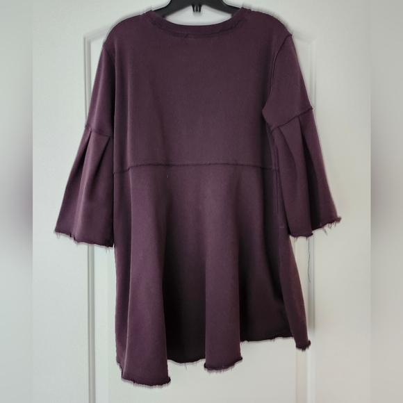 Calvin Klein top - Picture 9 of 11